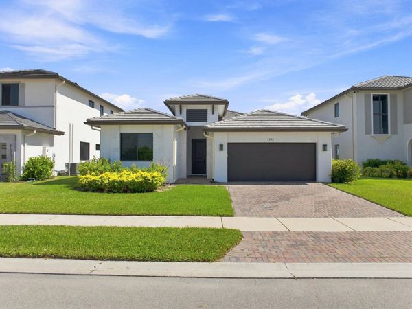 5282 NEVOLA Avenue, Ave Maria, FL 34142