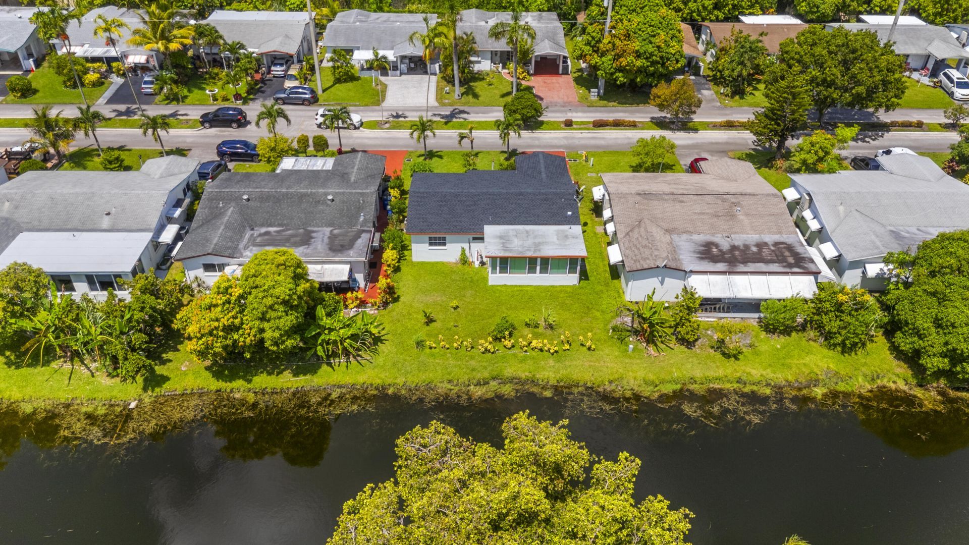 4200 NW 52nd Avenue, Lauderdale Lakes, FL 33319 Photo