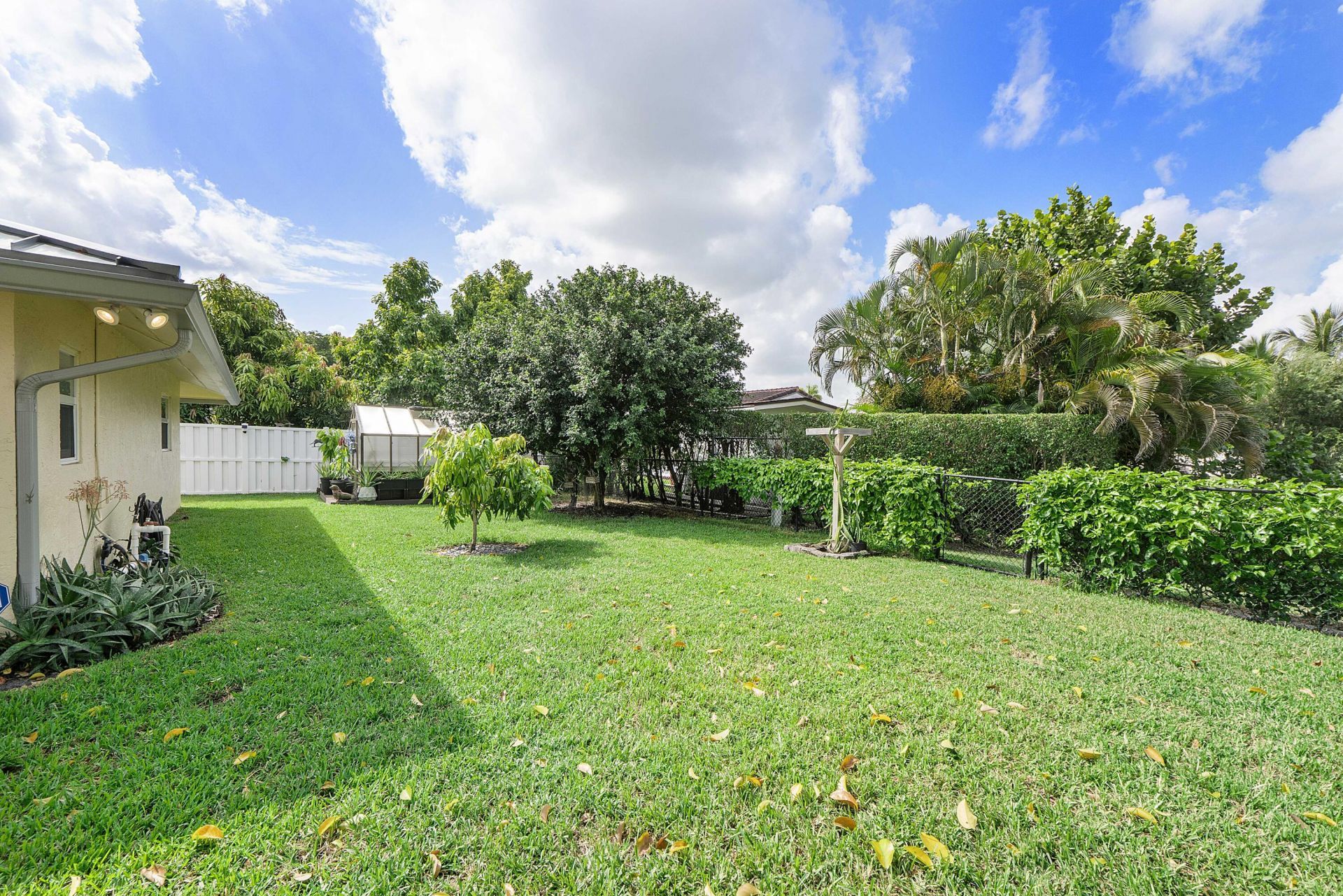 8520 NW 29th Drive, Coral Springs, FL 33065 Photo