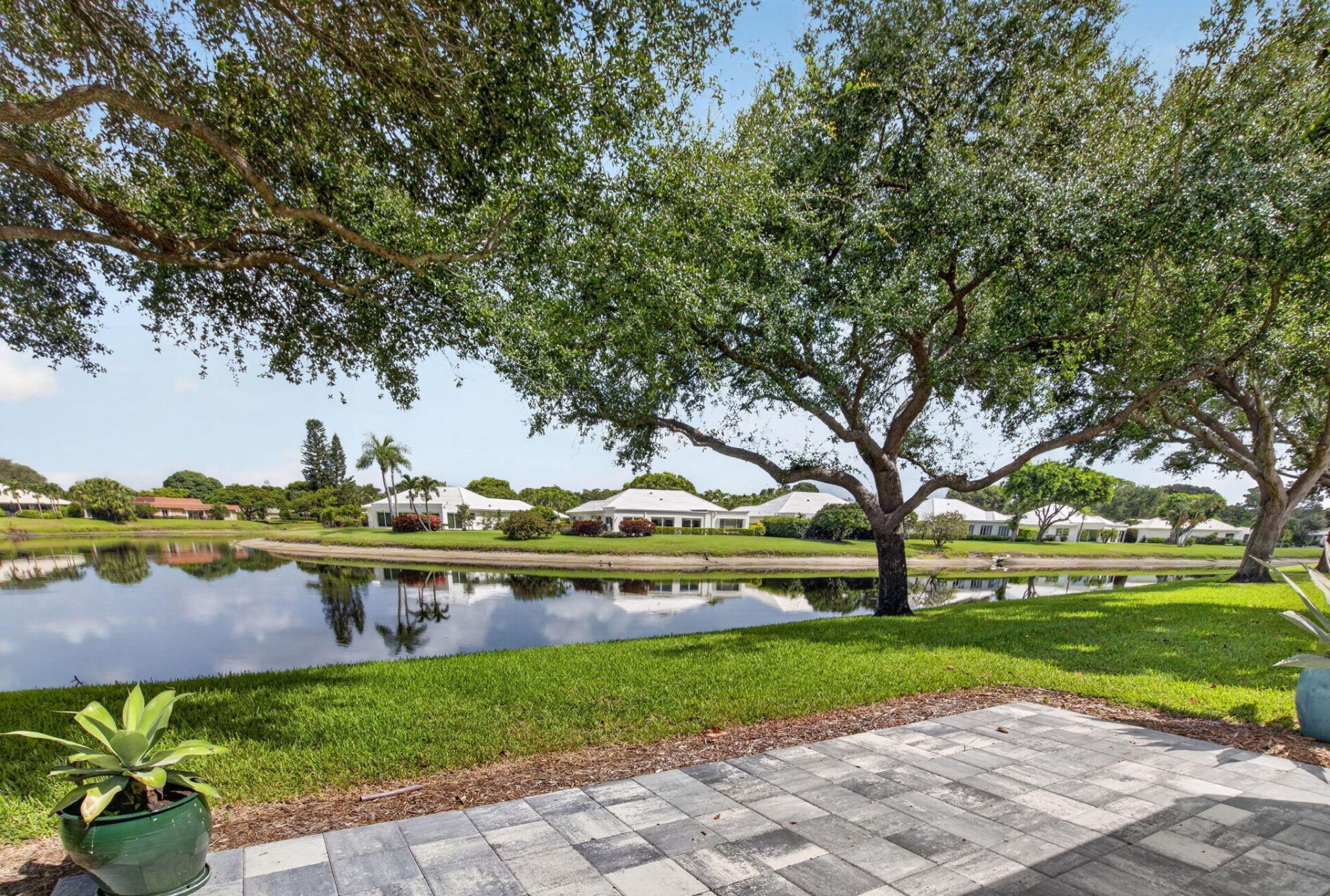 8 Slash Pine Drive, Boynton Beach, FL 33436 Photo