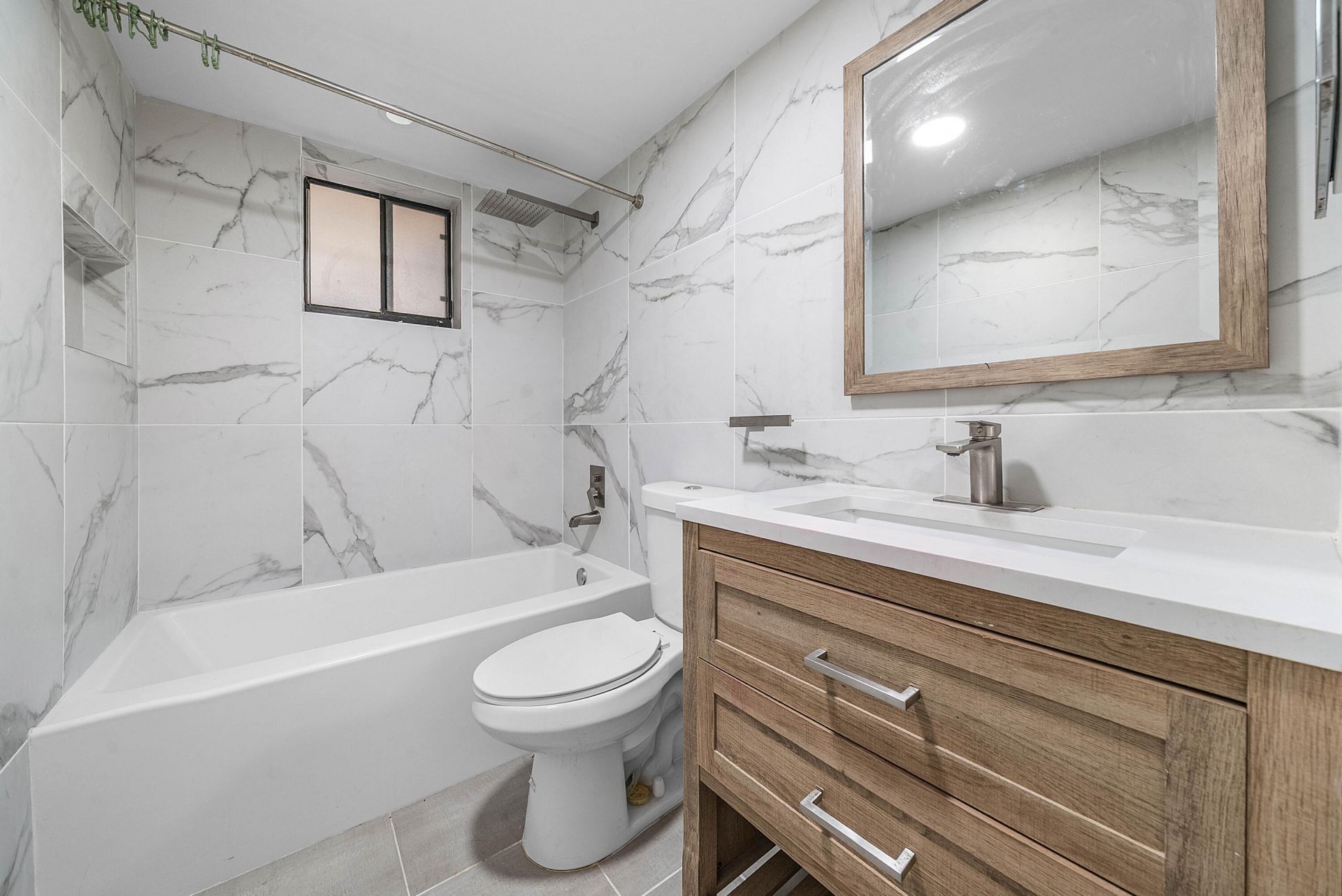 5190 Las Verdes Circle, Unit 105, Delray Beach, FL 33484 Photo