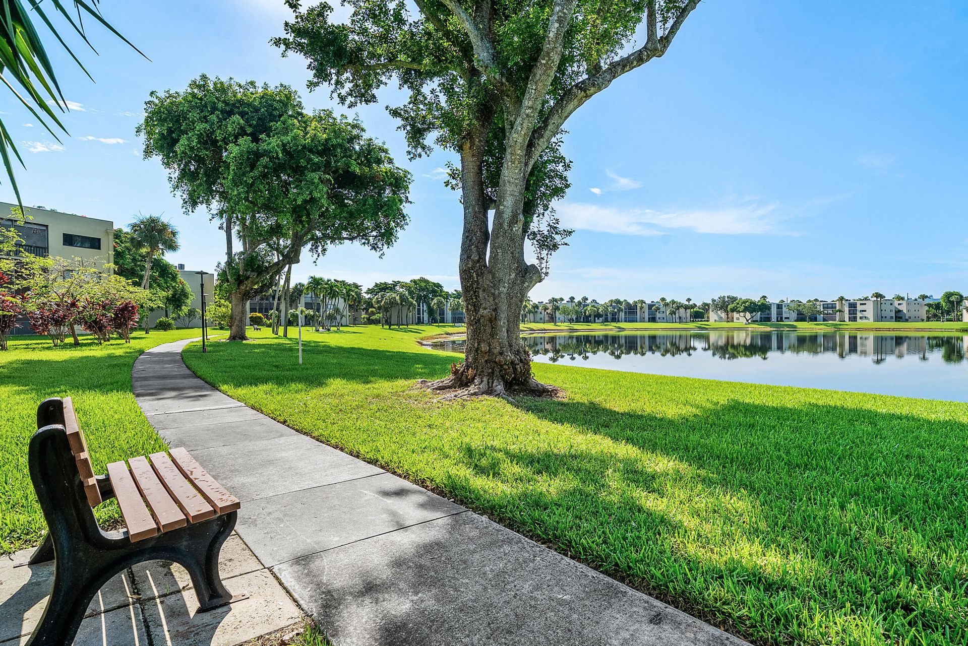 5190 Las Verdes Circle, Unit 105, Delray Beach, FL 33484 Photo