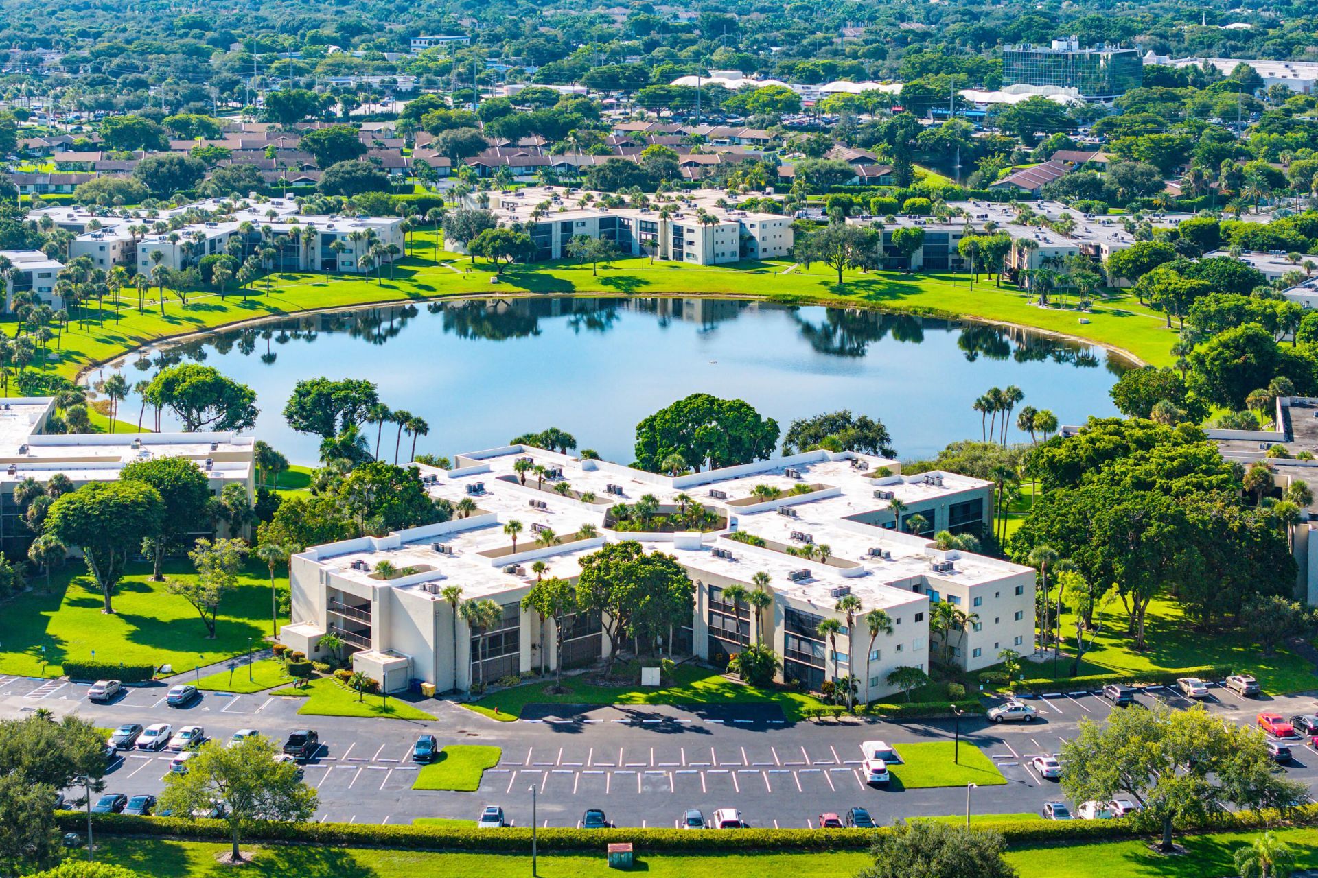 5190 Las Verdes Circle, Unit 105, Delray Beach, FL 33484 Photo