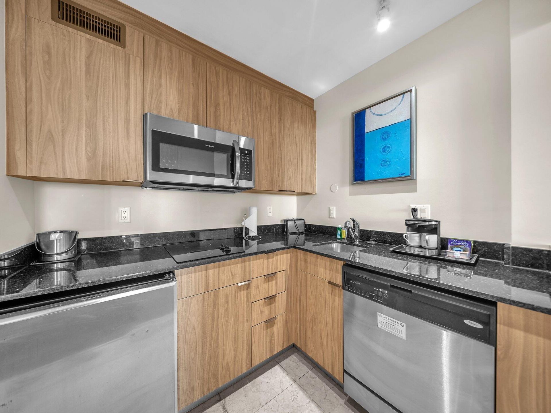 2670 E Sunrise Boulevard, Unit 805, Fort Lauderdale, FL 33304 Photo