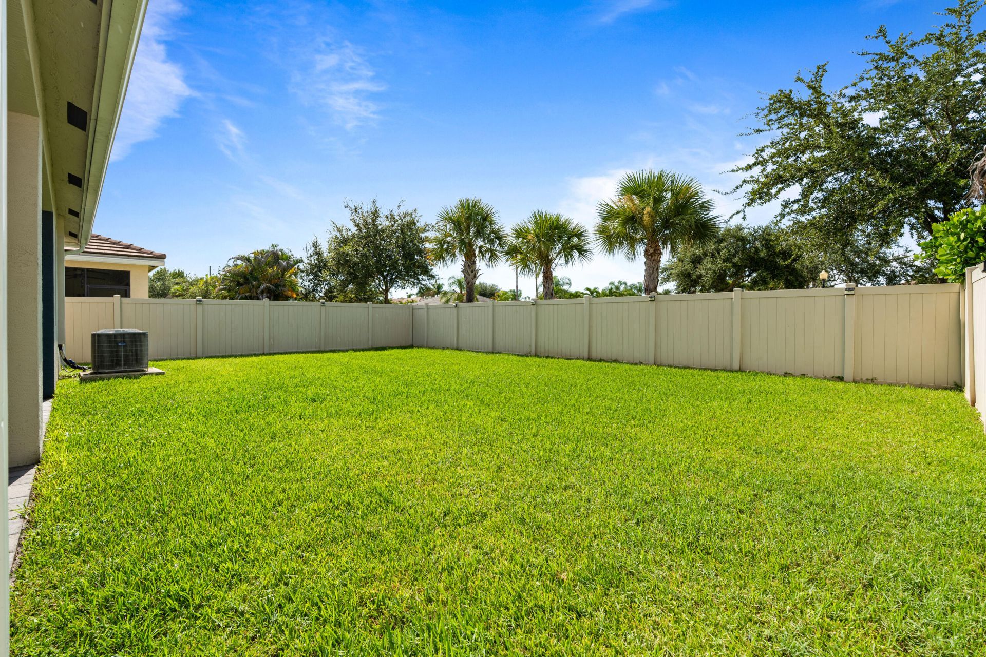 7671 SW Harbor Cove Drive, Stuart, FL 34997 Photo