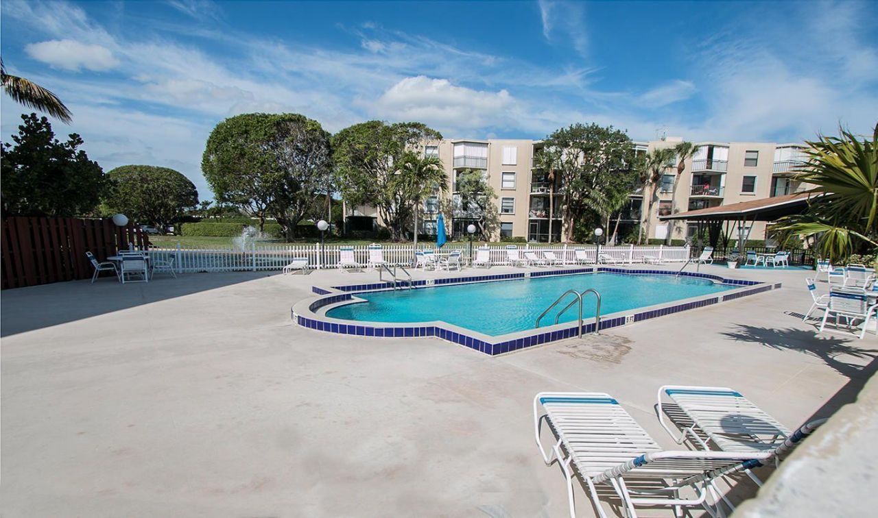 890 N Federal Highway, Unit 409, Lantana, FL 33462 Photo