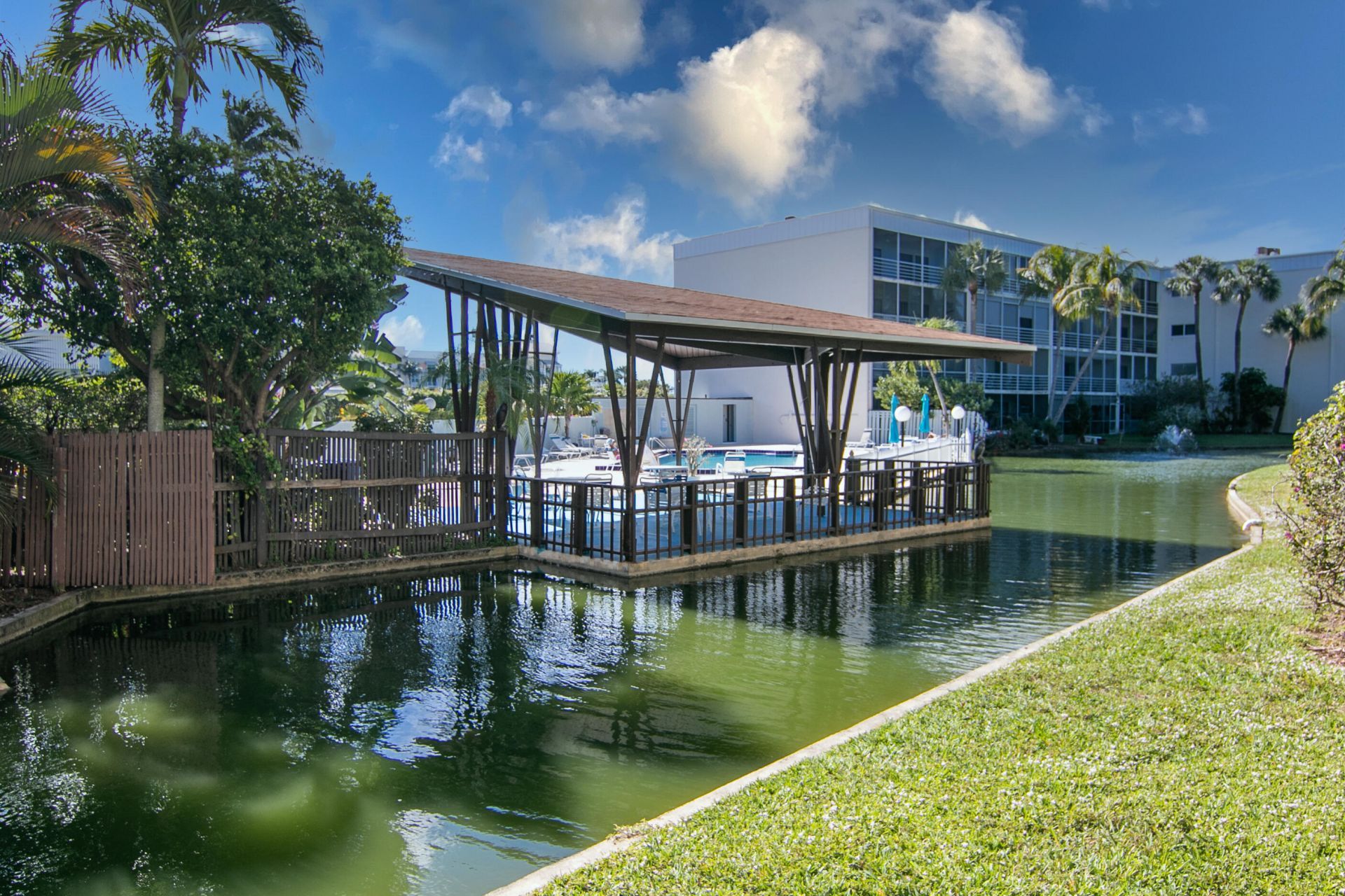 890 N Federal Highway, Unit 409, Lantana, FL 33462 Photo