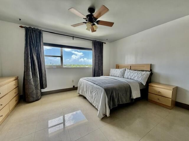 300 Oregon Street, Unit 506, Hollywood, FL 33019 Photo