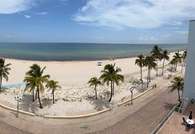 300 Oregon Street, Unit 506, Hollywood, FL 33019 Photo