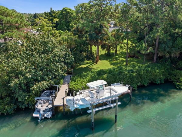4916 SE MANATEE COVE Road, Stuart, FL 34997