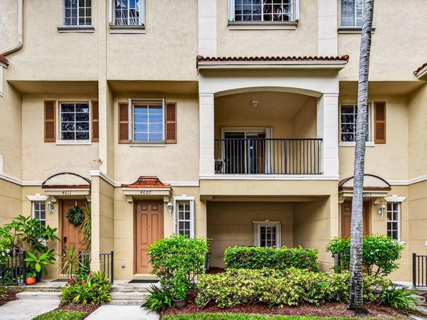 4607 Danson Way, Delray Beach, FL 33445