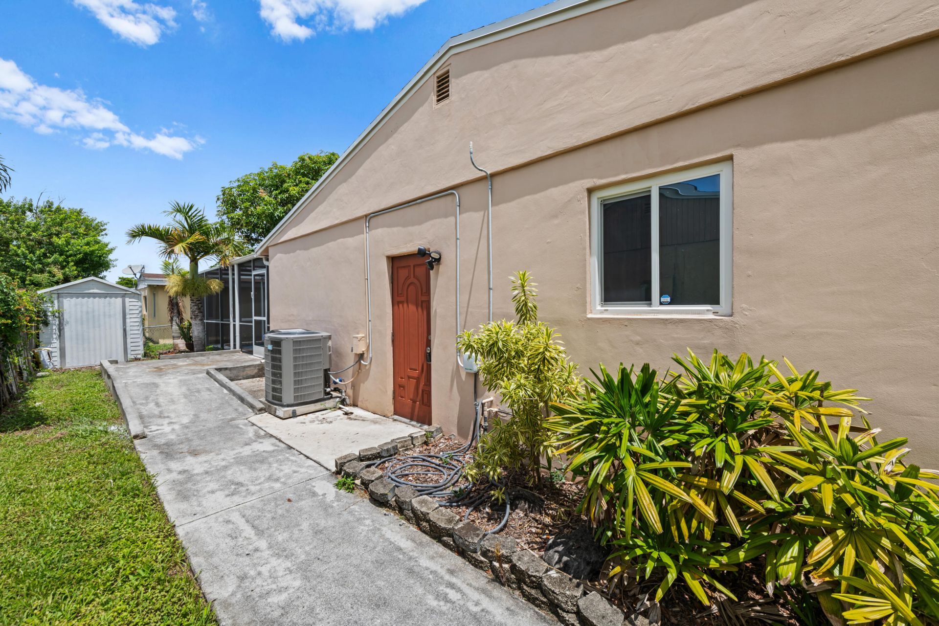 6981 SW 1st Court, Margate, FL 33068 Photo