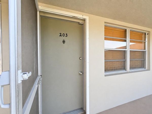 27 LAKE VISTA Trail, Unit 203, Port St. Lucie, FL 34952