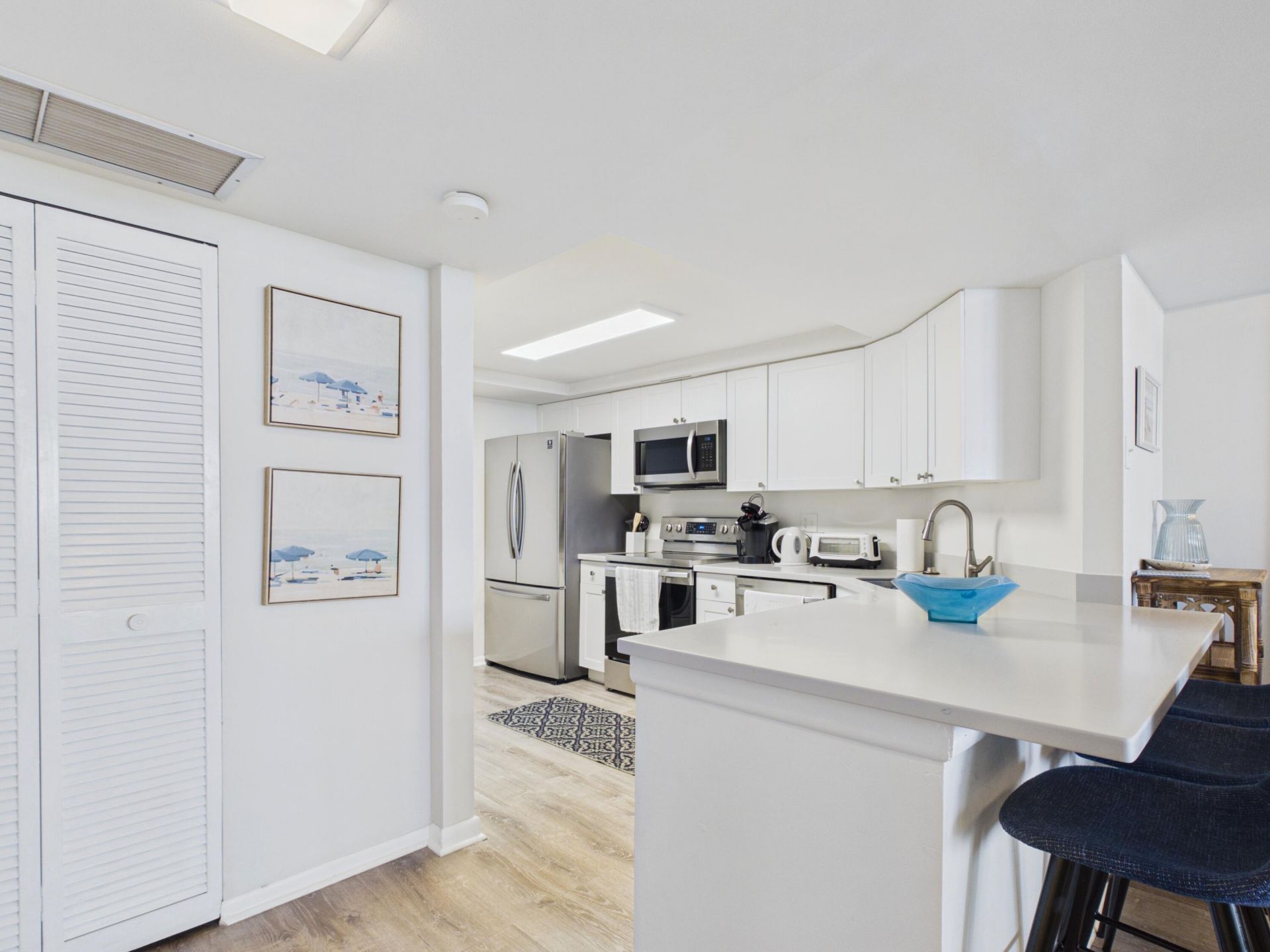 2400 Presidential Way, Unit 704, West Palm Beach, FL 33401 Photo