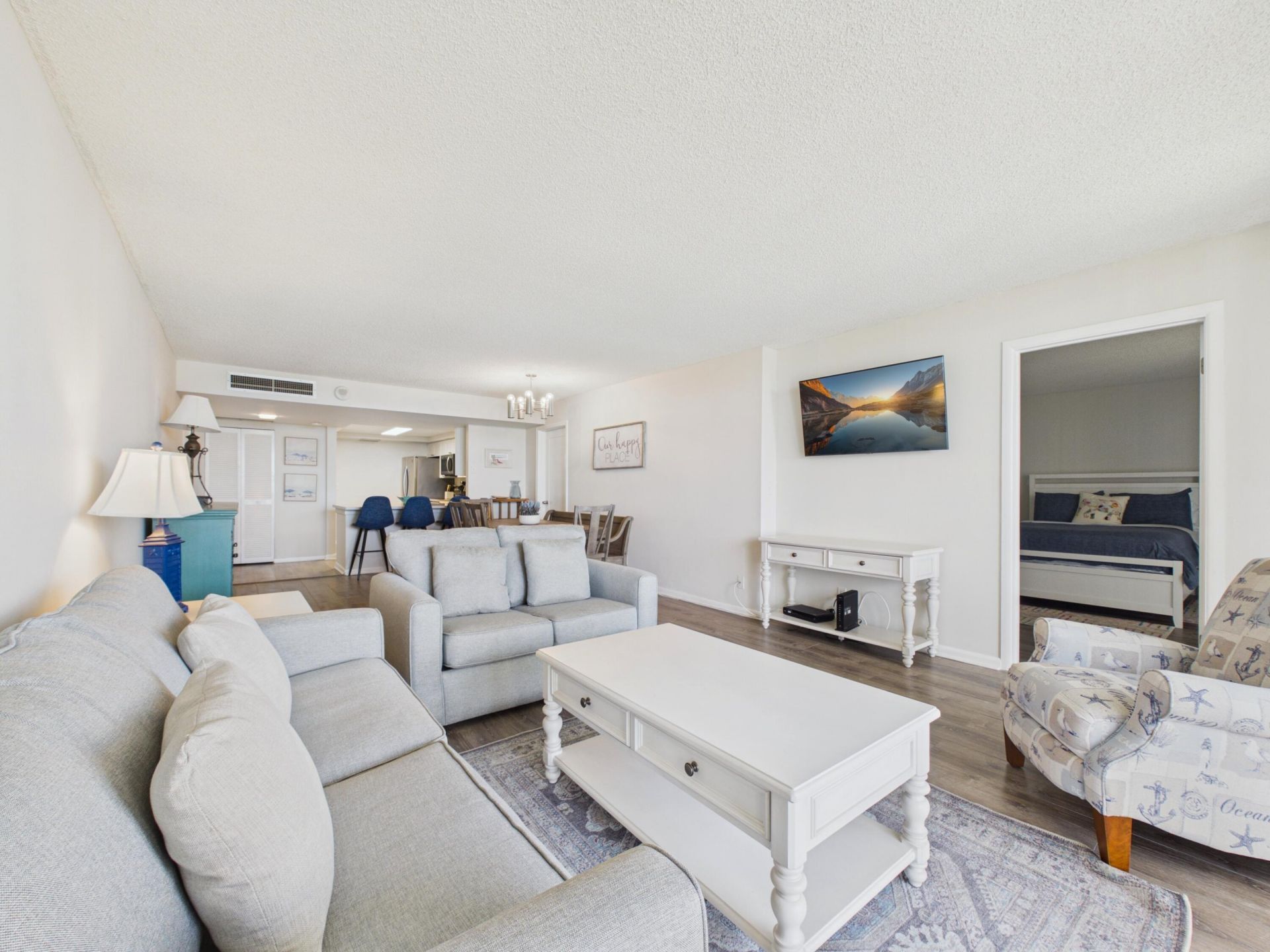 2400 Presidential Way, Unit 704, West Palm Beach, FL 33401 Photo