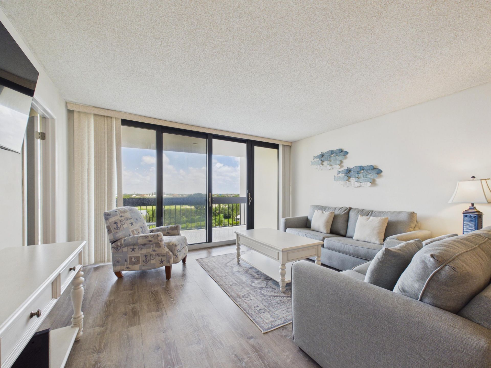 2400 Presidential Way, Unit 704, West Palm Beach, FL 33401 Photo