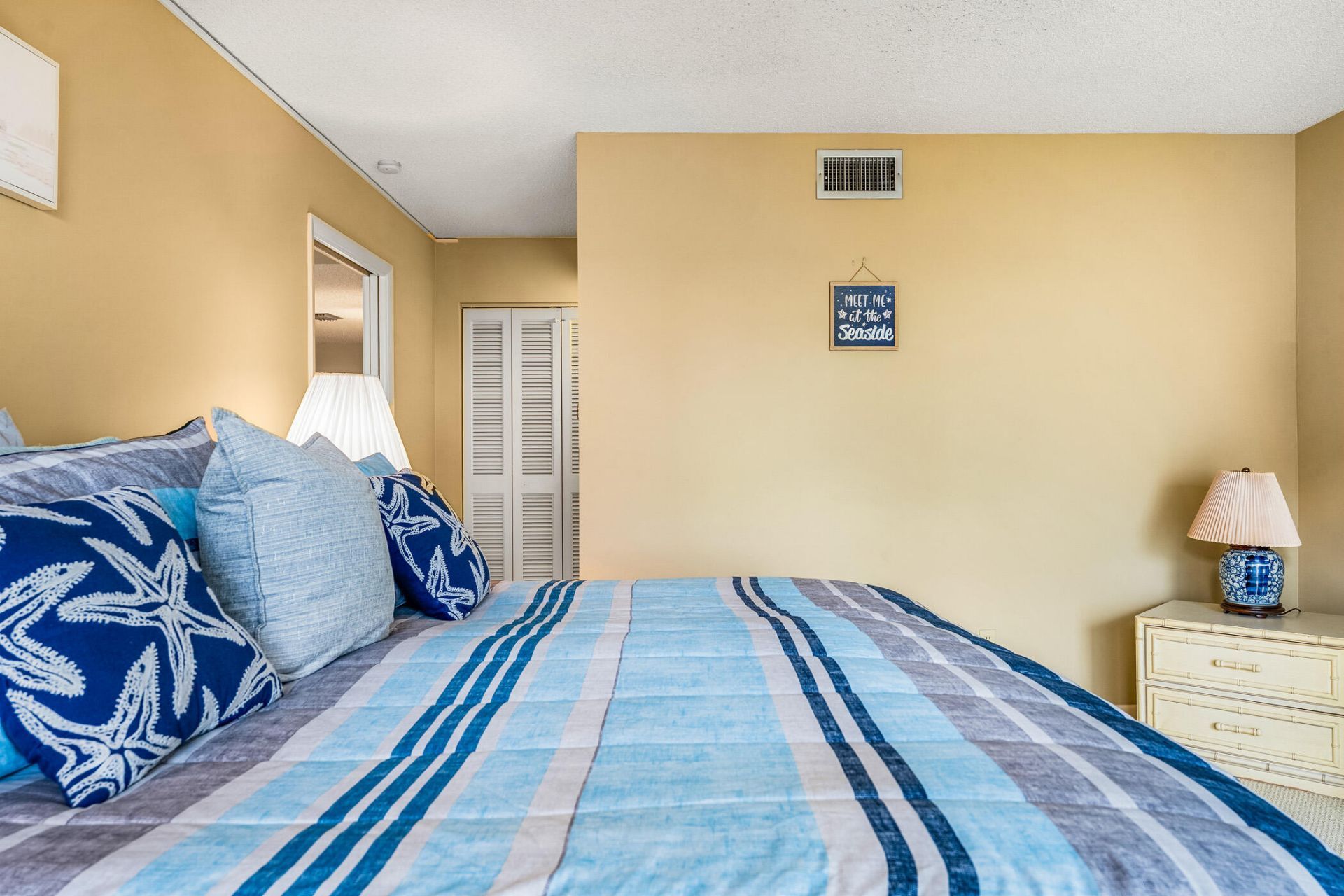 3939 Ocean Drive, Unit 408C, Vero Beach, FL 32963 Photo