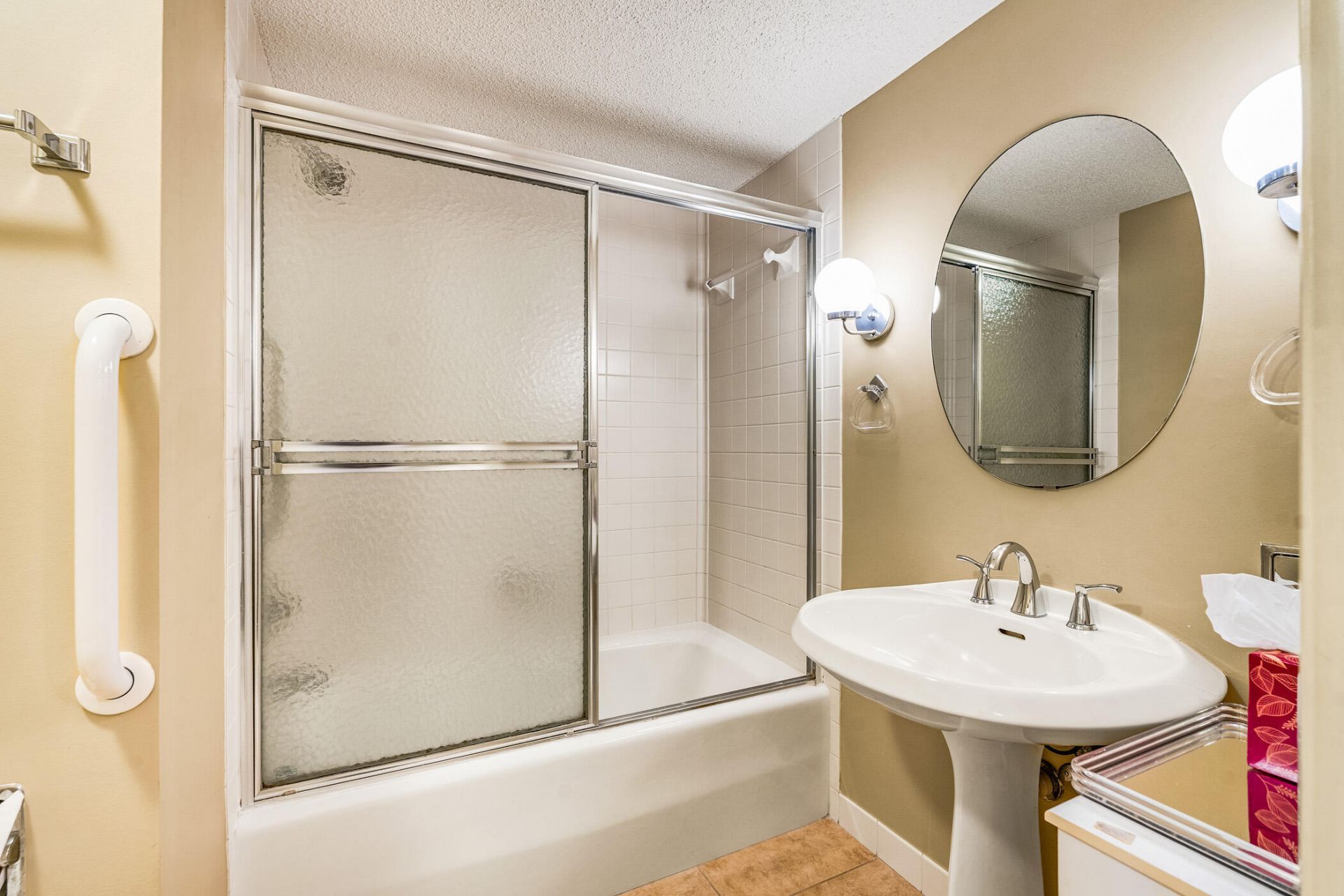 3939 Ocean Drive, Unit 408C, Vero Beach, FL 32963 Photo
