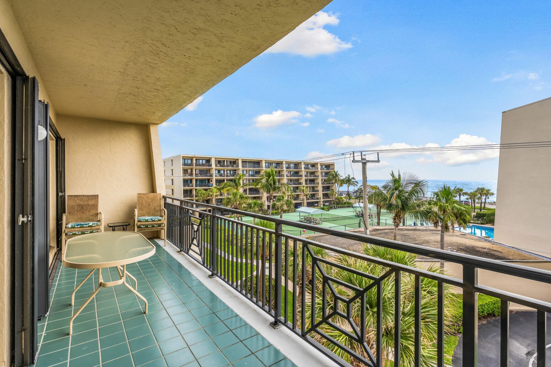 3939 Ocean Drive, Unit 408C, Vero Beach, FL 32963 Photo
