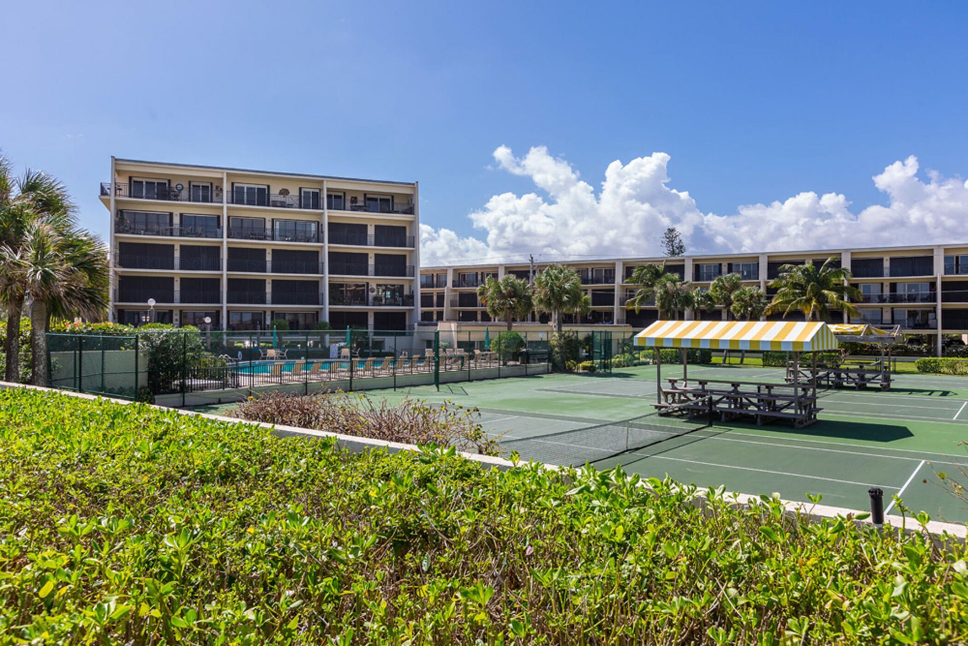 3939 Ocean Drive, Unit 408C, Vero Beach, FL 32963 Photo