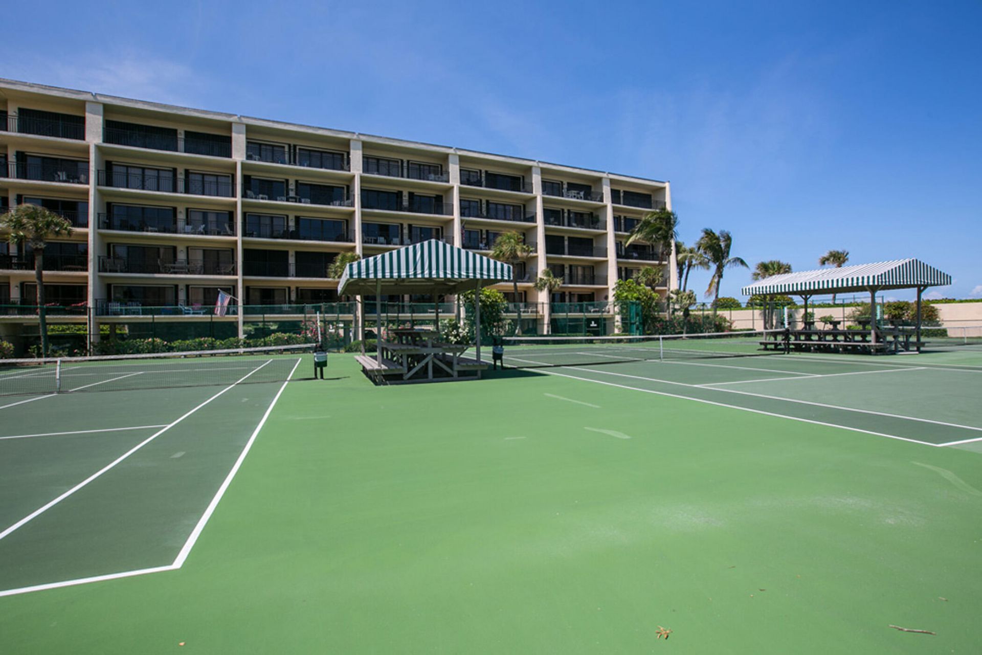 3939 Ocean Drive, Unit 408C, Vero Beach, FL 32963 Photo