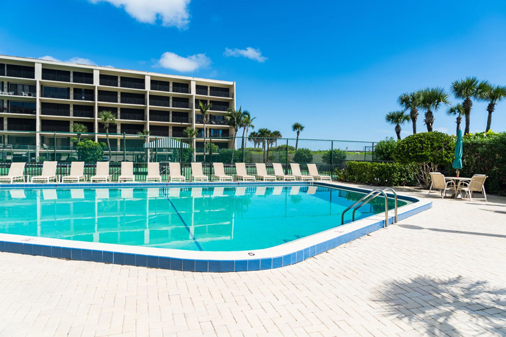 3939 Ocean Drive, Unit 408C, Vero Beach, FL 32963 Photo