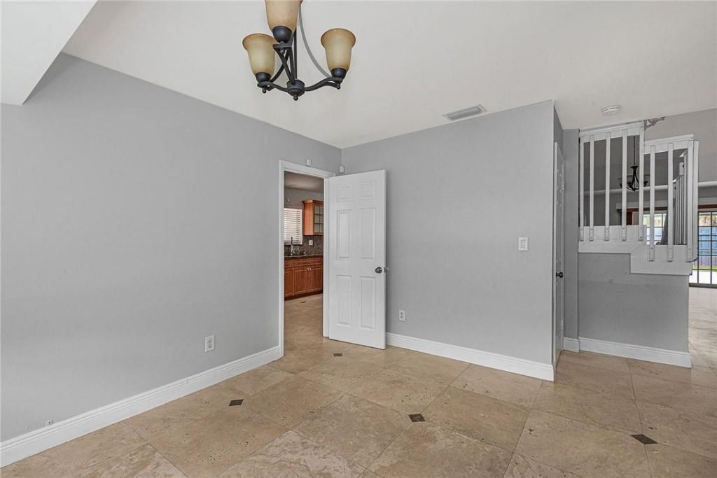 11551 SW 11th Street, Pembroke Pines, FL 33025 Photo