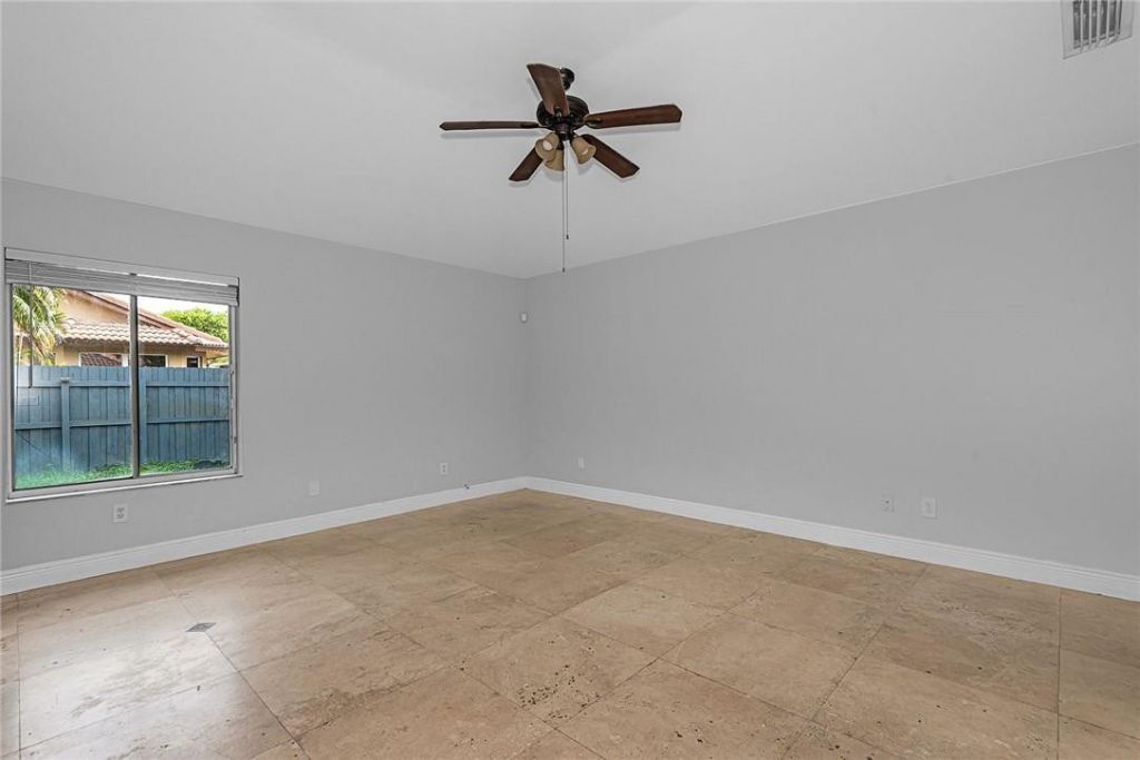 11551 SW 11th Street, Pembroke Pines, FL 33025 Photo
