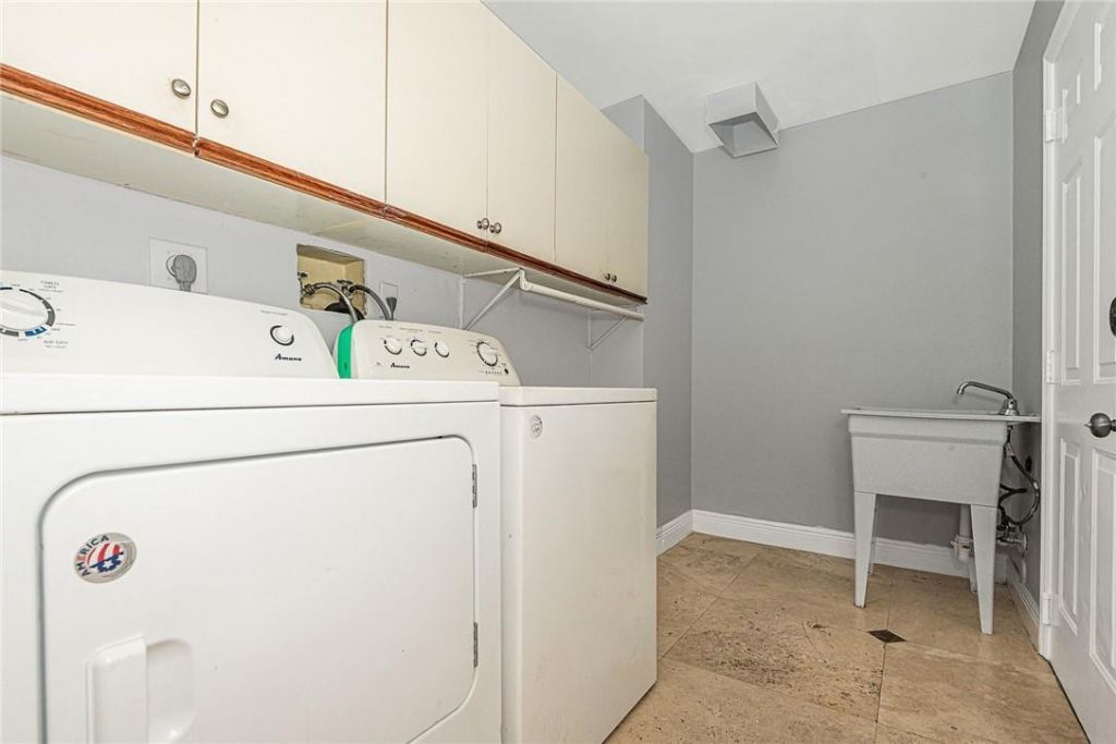 11551 SW 11th Street, Pembroke Pines, FL 33025 Photo
