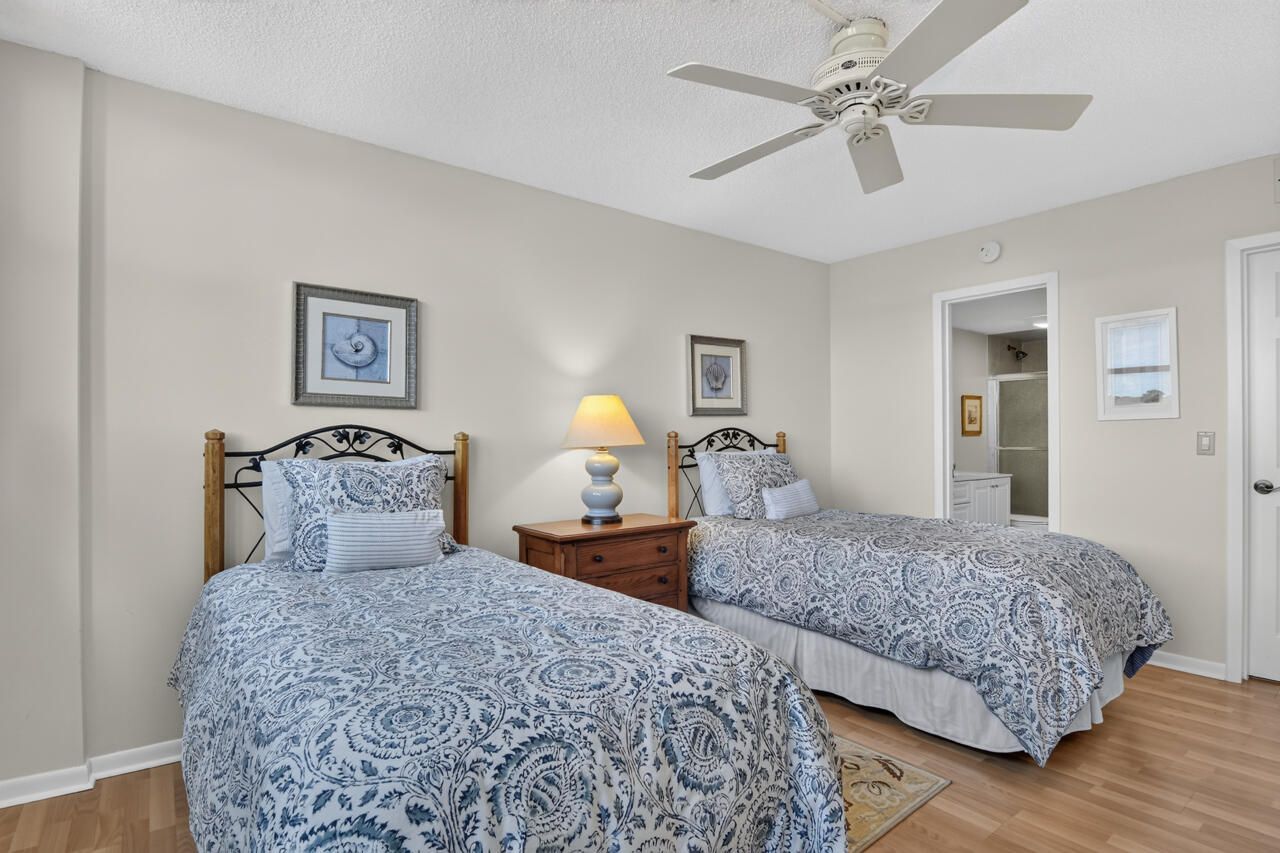 336 Golfview Road, Unit 605, North Palm Beach, FL 33408 Photo