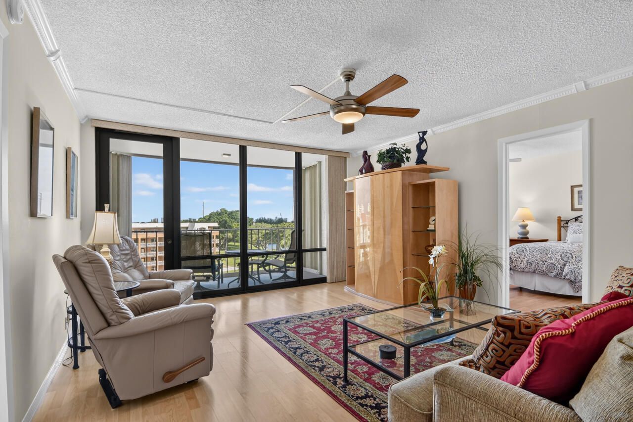 336 Golfview Road, Unit 605, North Palm Beach, FL 33408 Photo