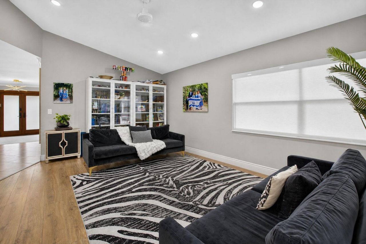 7658 Solimar Circle, Boca Raton, FL 33433 Photo