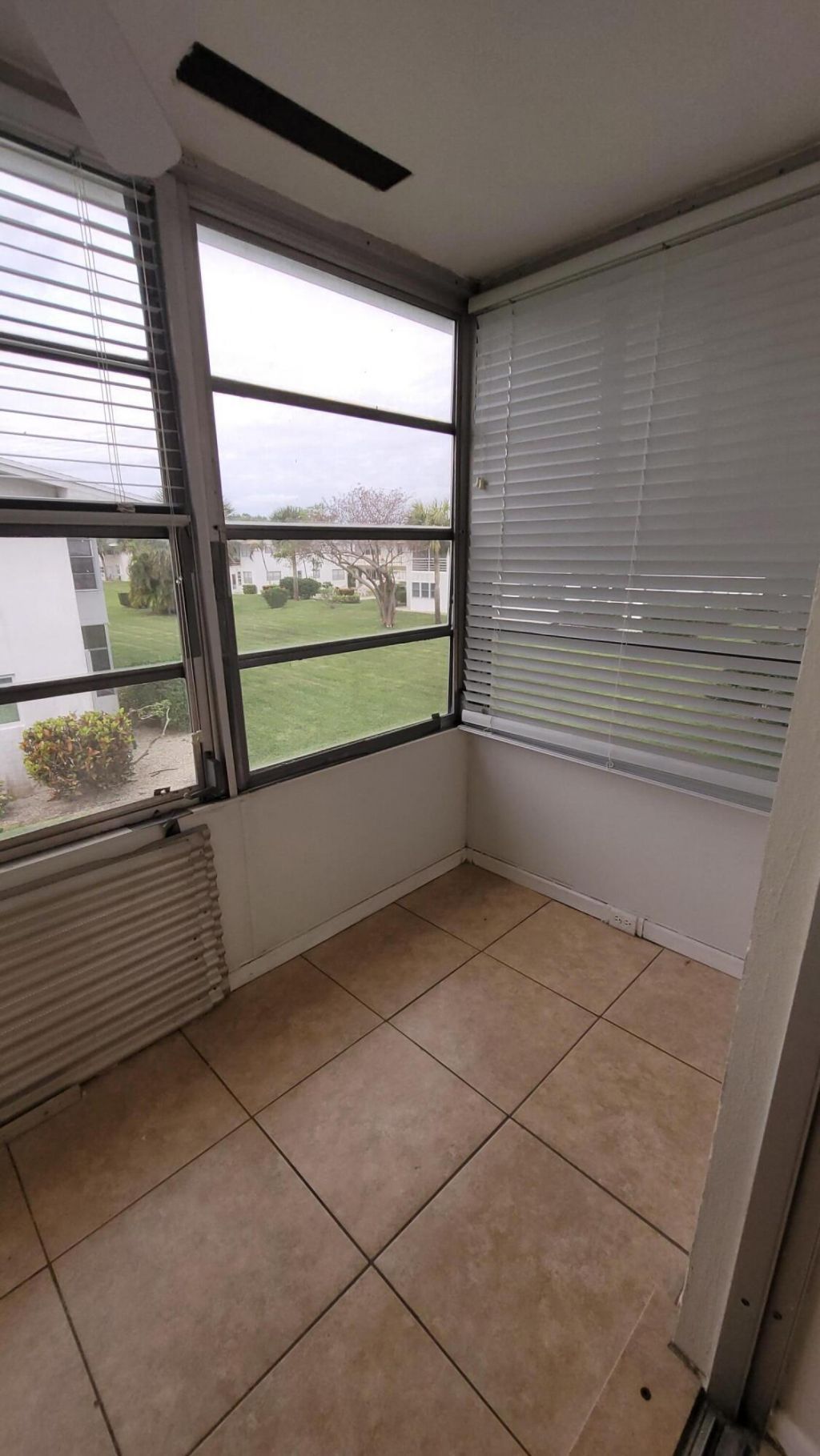 208 Easthampton I, West Palm Beach, FL 33417 Photo