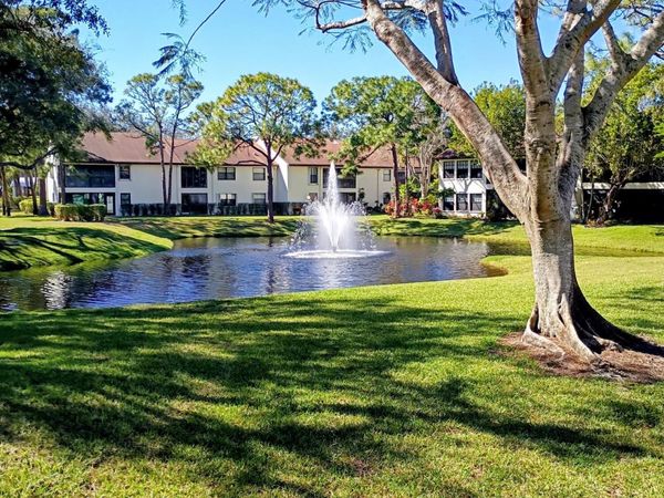 3451 Jog Park Drive, Greenacres, FL 33467