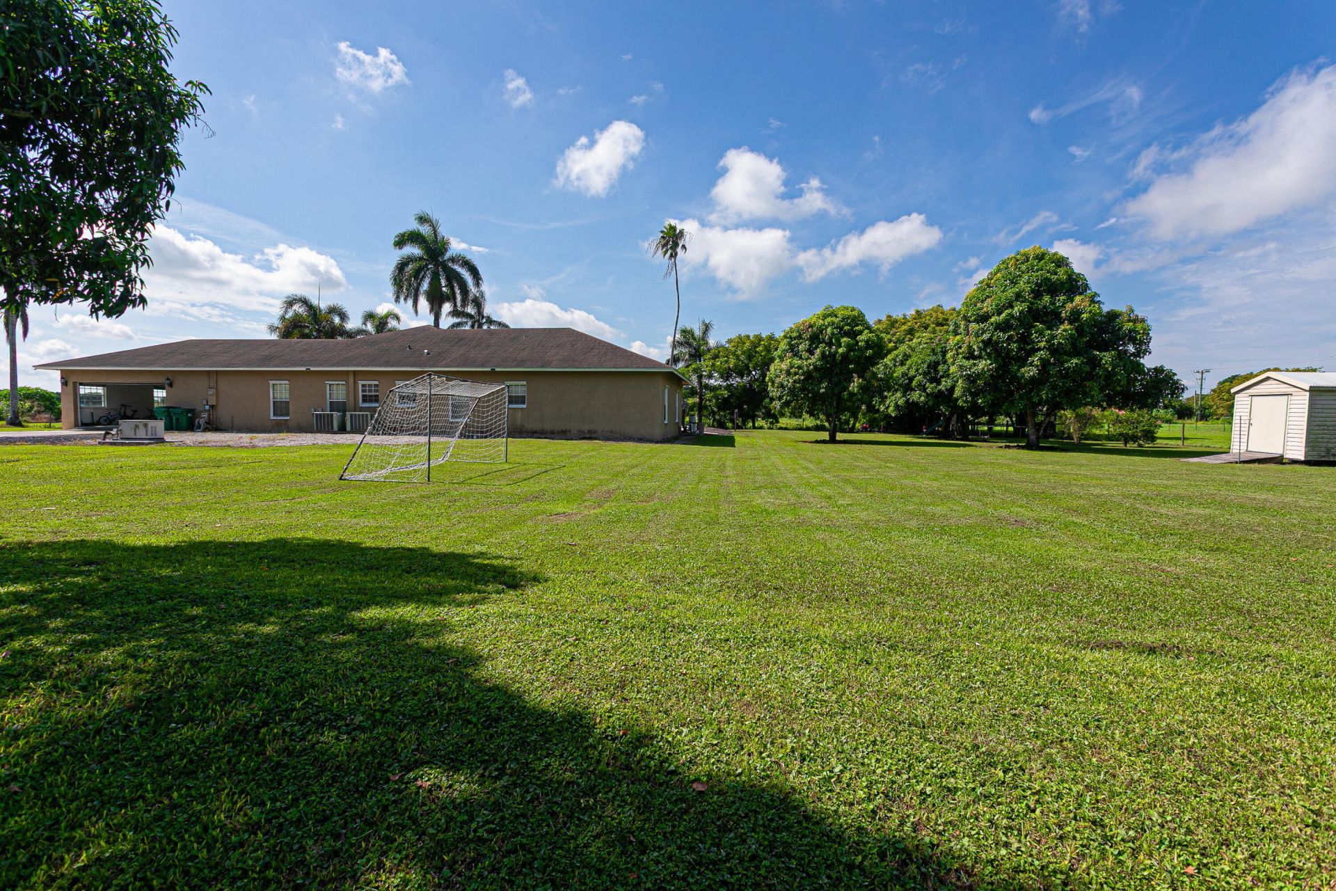 173 S Greenstar Avenue, Pahokee, FL 33476 Photo