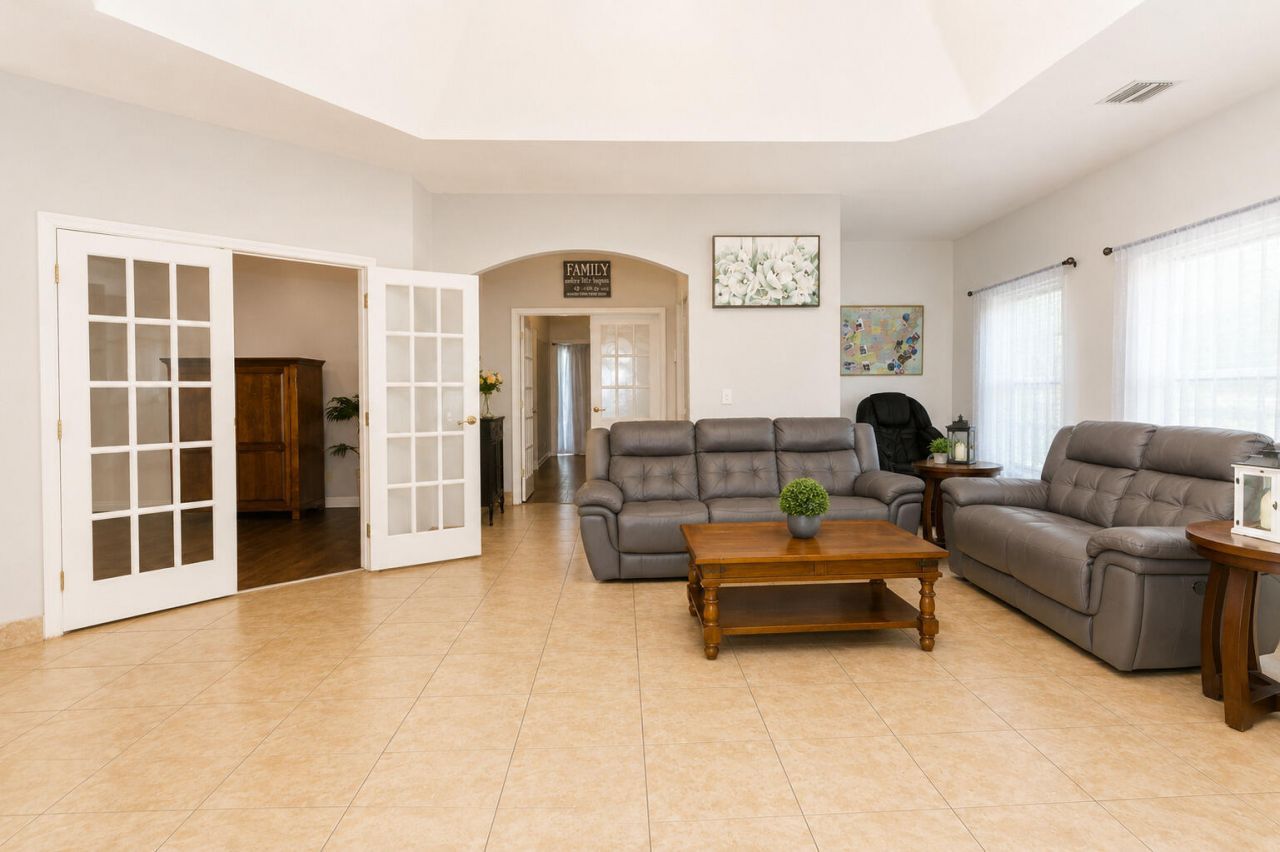 173 S Greenstar Avenue, Pahokee, FL 33476 Photo