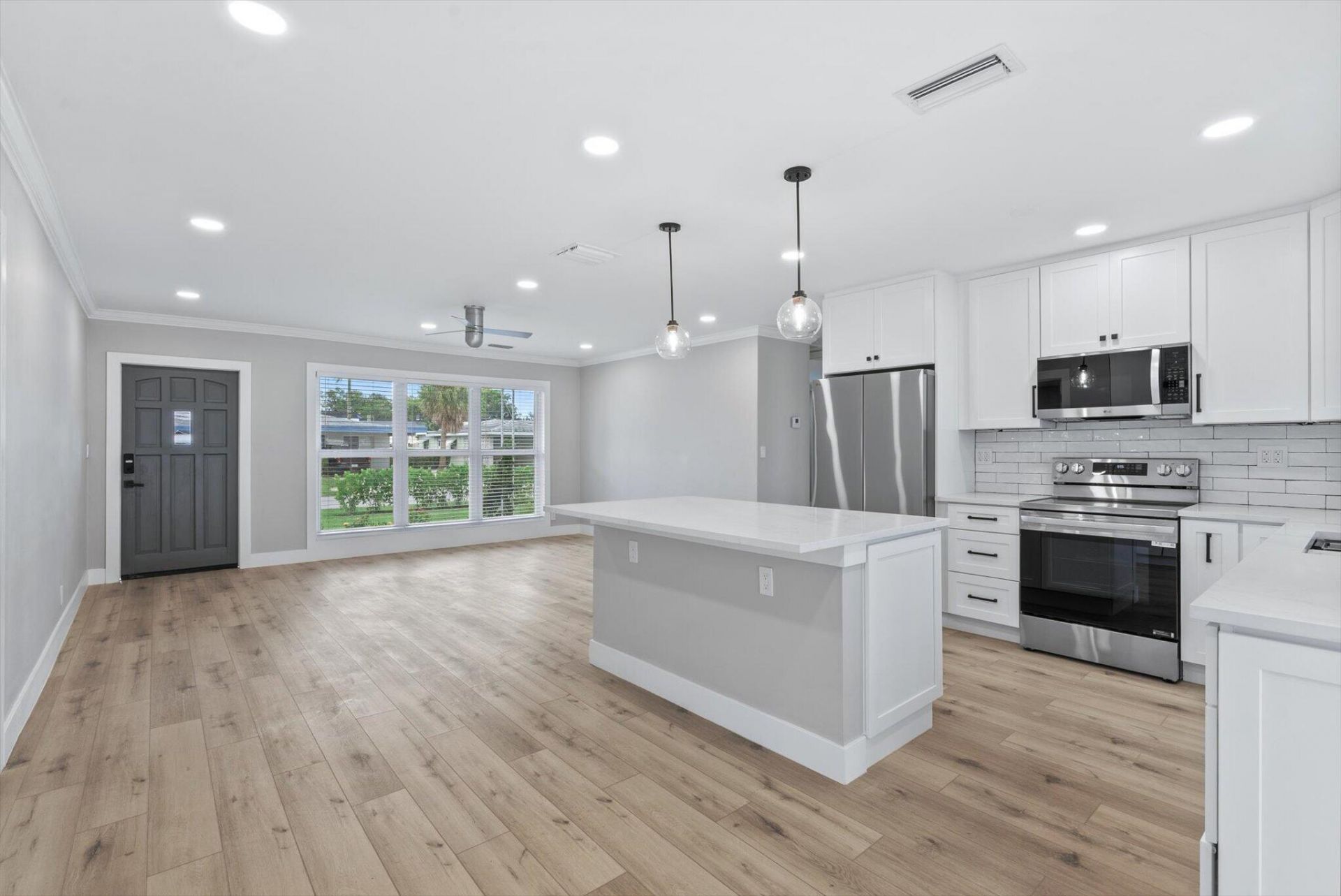 2775 NE 5th Avenue, Boca Raton, FL 33431 Photo