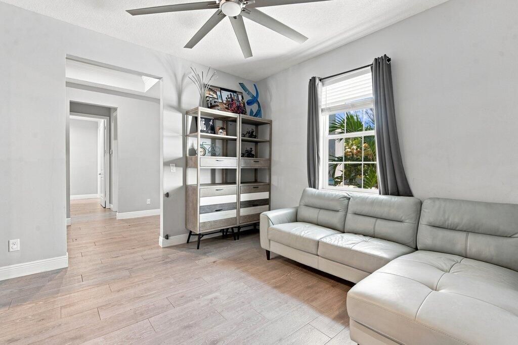12291 70th Place N, West Palm Beach, FL 33412 Photo