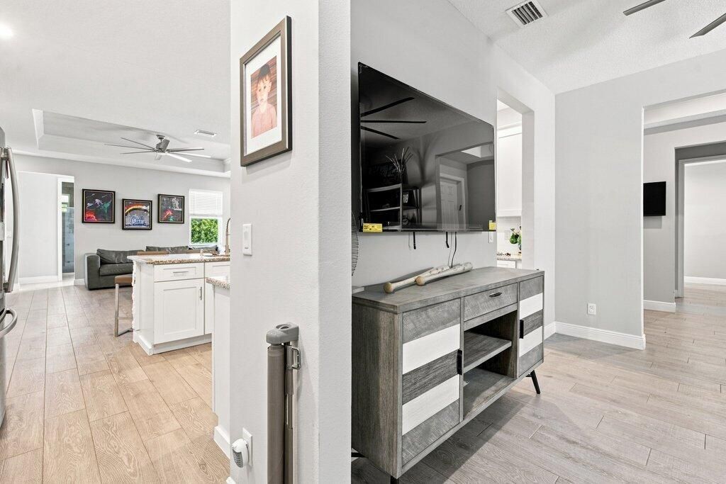 12291 70th Place N, West Palm Beach, FL 33412 Photo