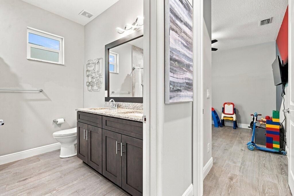 12291 70th Place N, West Palm Beach, FL 33412 Photo