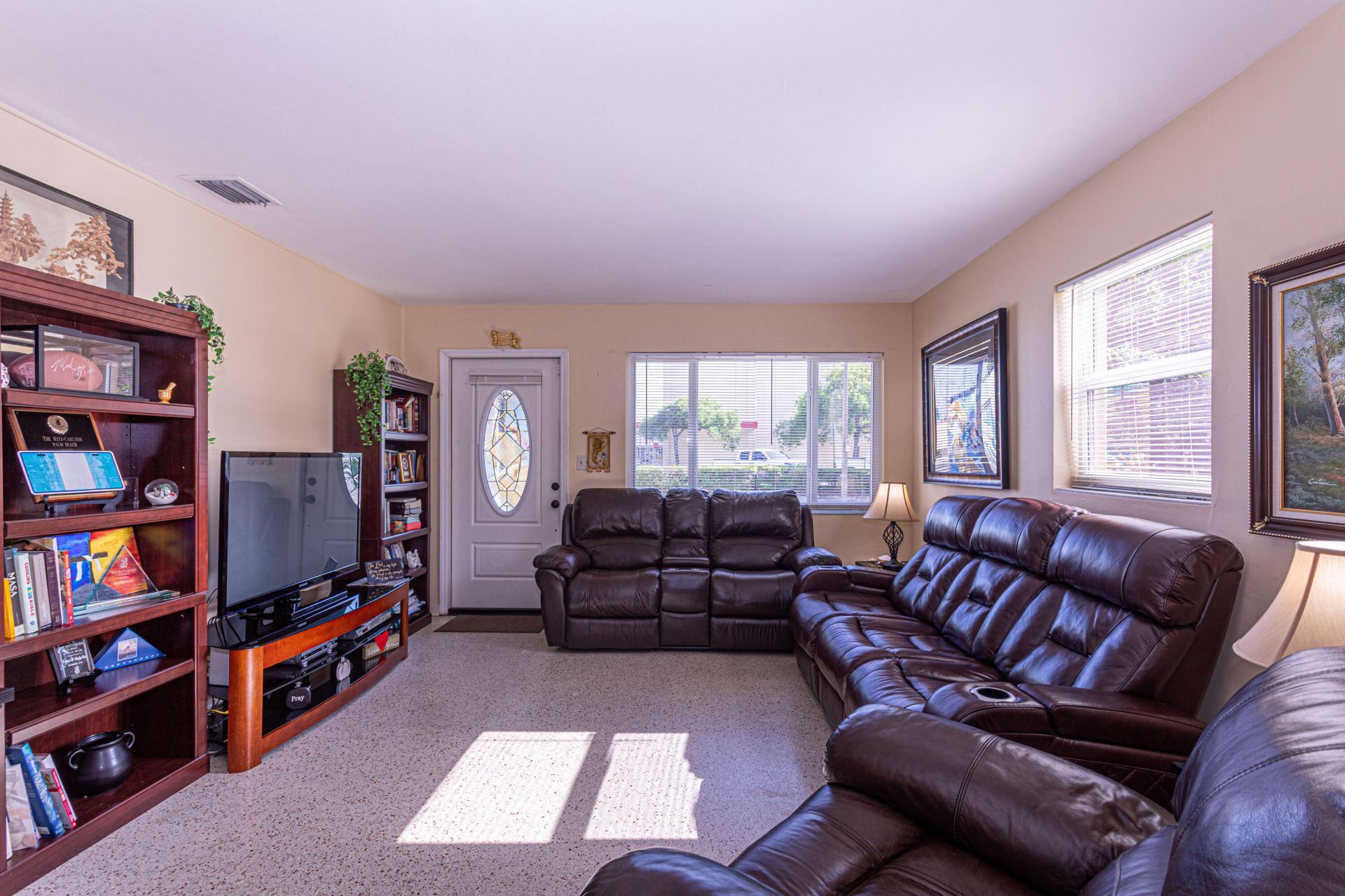 429 Summa Street, West Palm Beach, FL 33405 Photo