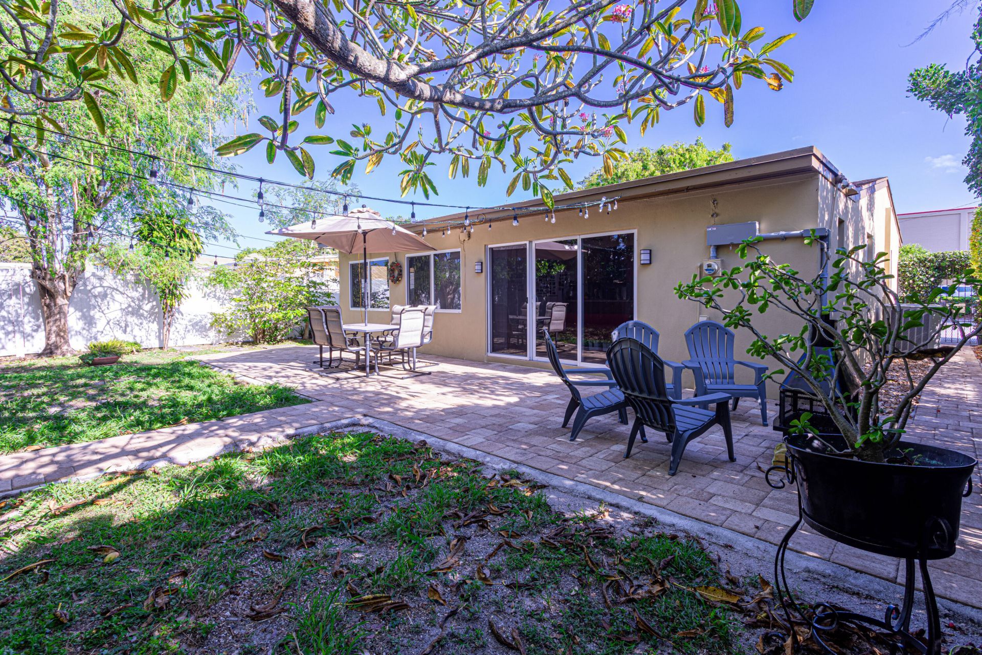 429 Summa Street, West Palm Beach, FL 33405 Photo