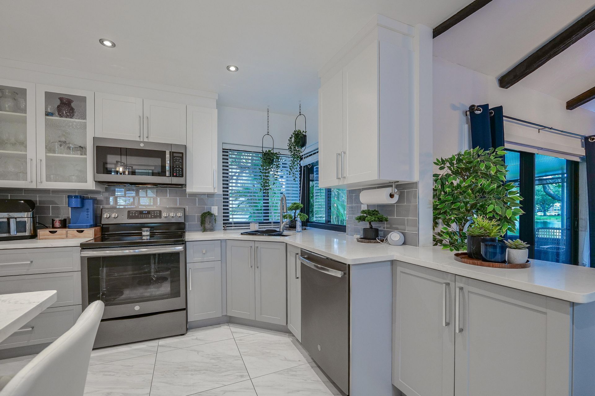 3457 Spring Bluff Place, Unit 14, Lauderhill, FL 33319 Photo