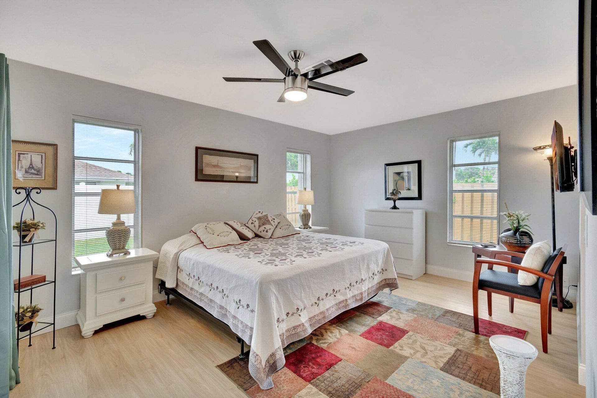 577 SW 24th Avenue, Boynton Beach, FL 33435 Photo