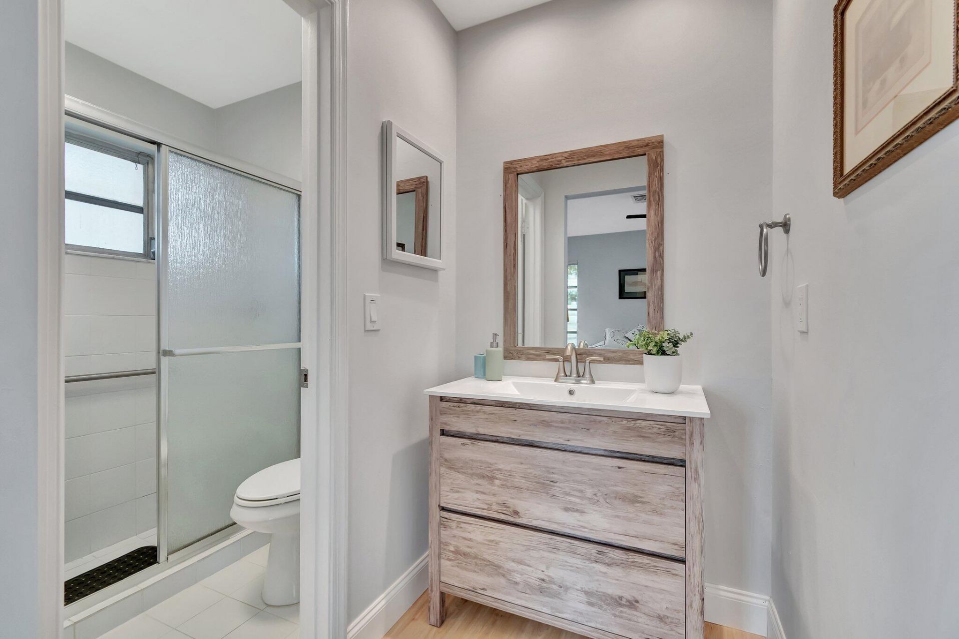 577 SW 24th Avenue, Boynton Beach, FL 33435 Photo