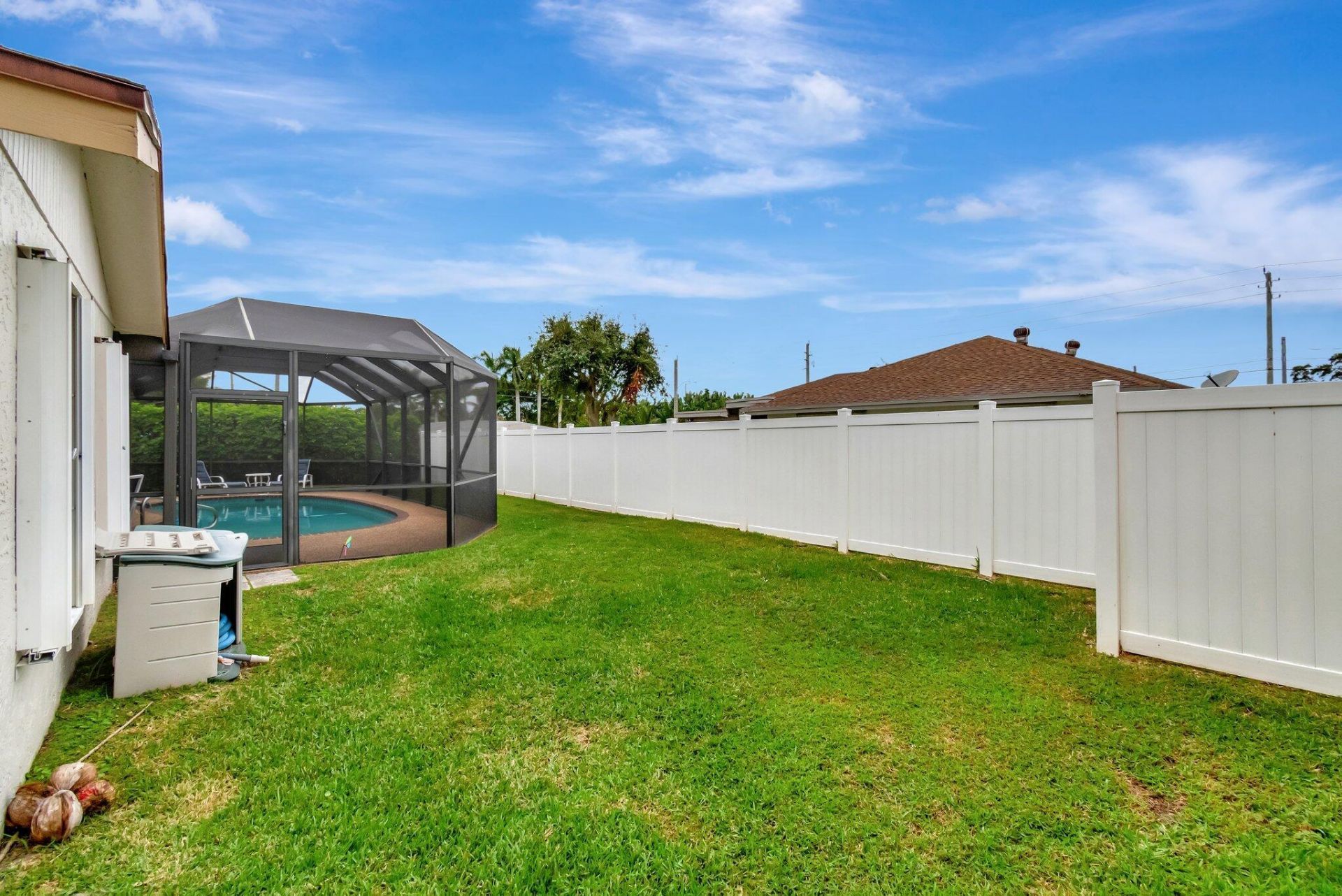 577 SW 24th Avenue, Boynton Beach, FL 33435 Photo