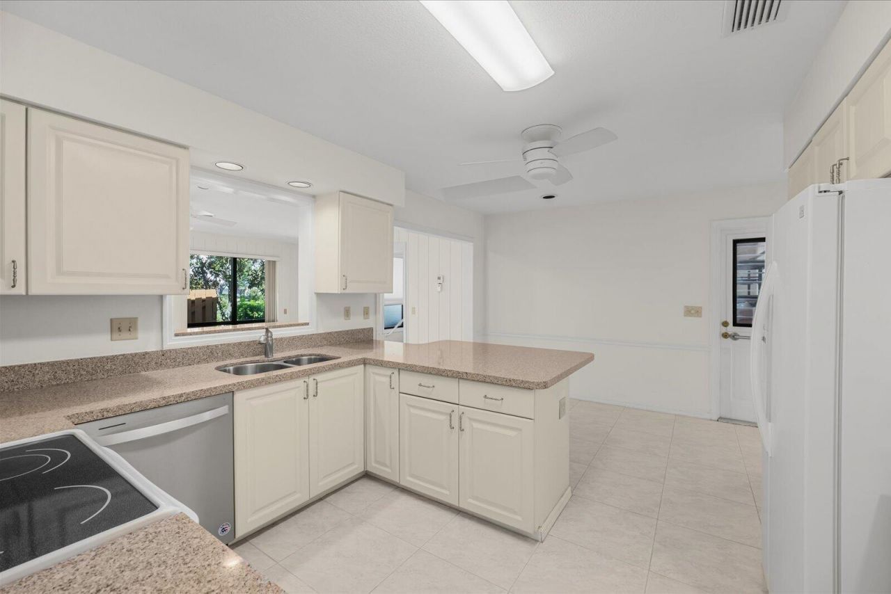 1904 NW 22nd Street, Stuart, FL 34994 Photo