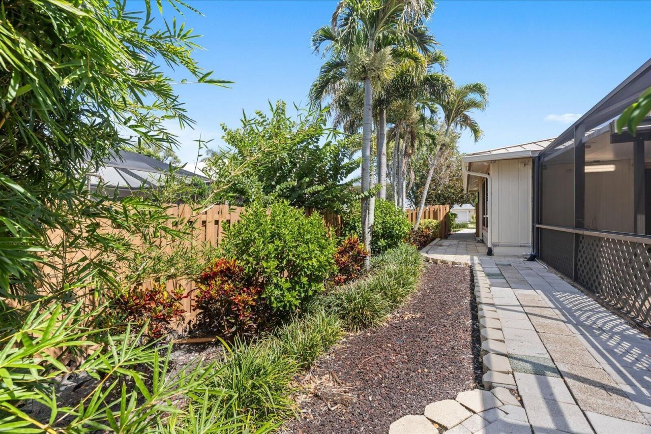 1904 NW 22nd Street, Stuart, FL 34994 Photo