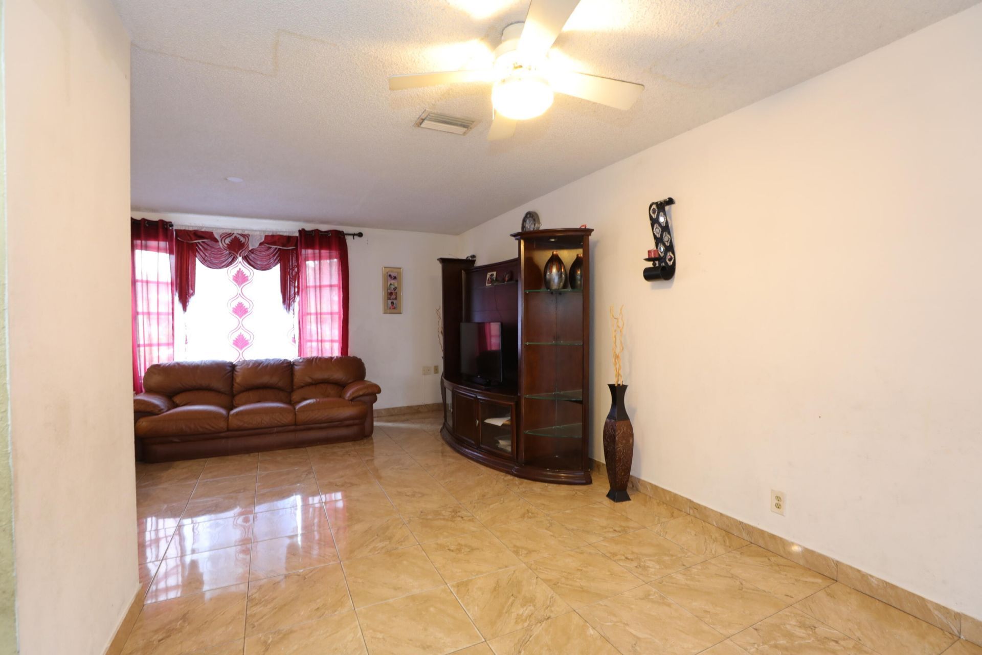 3132 NW 39th Court, Lauderdale Lakes, FL 33309 Photo