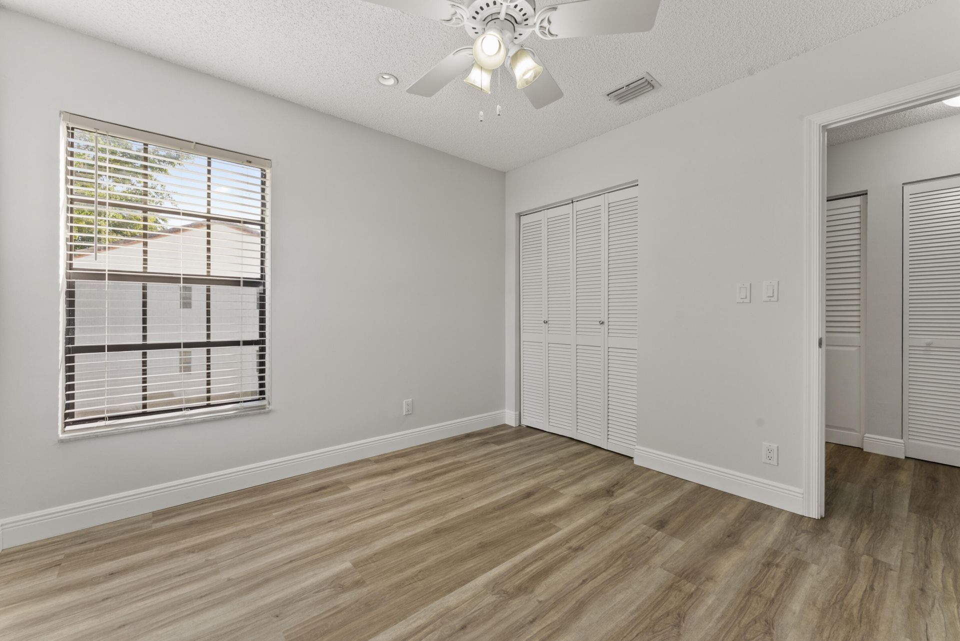 2900 Olivewood Terrace, Unit 201, Boca Raton, FL 33431 Photo